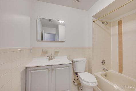1607 Edison Glen Terrace Edison NJ 08837