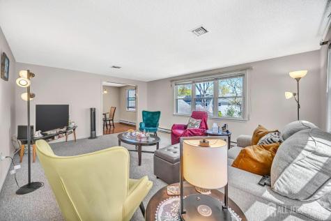 312 Sharon Way Monroe NJ 08831