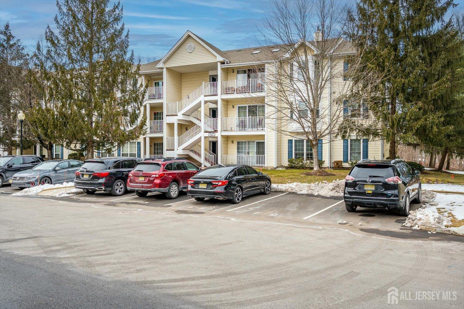45 Amethyst Way Franklin NJ 08823