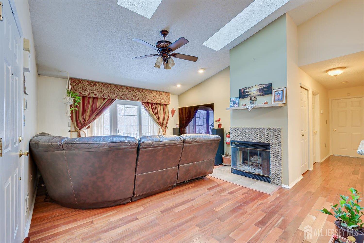 45 Amethyst Way Franklin NJ 08823