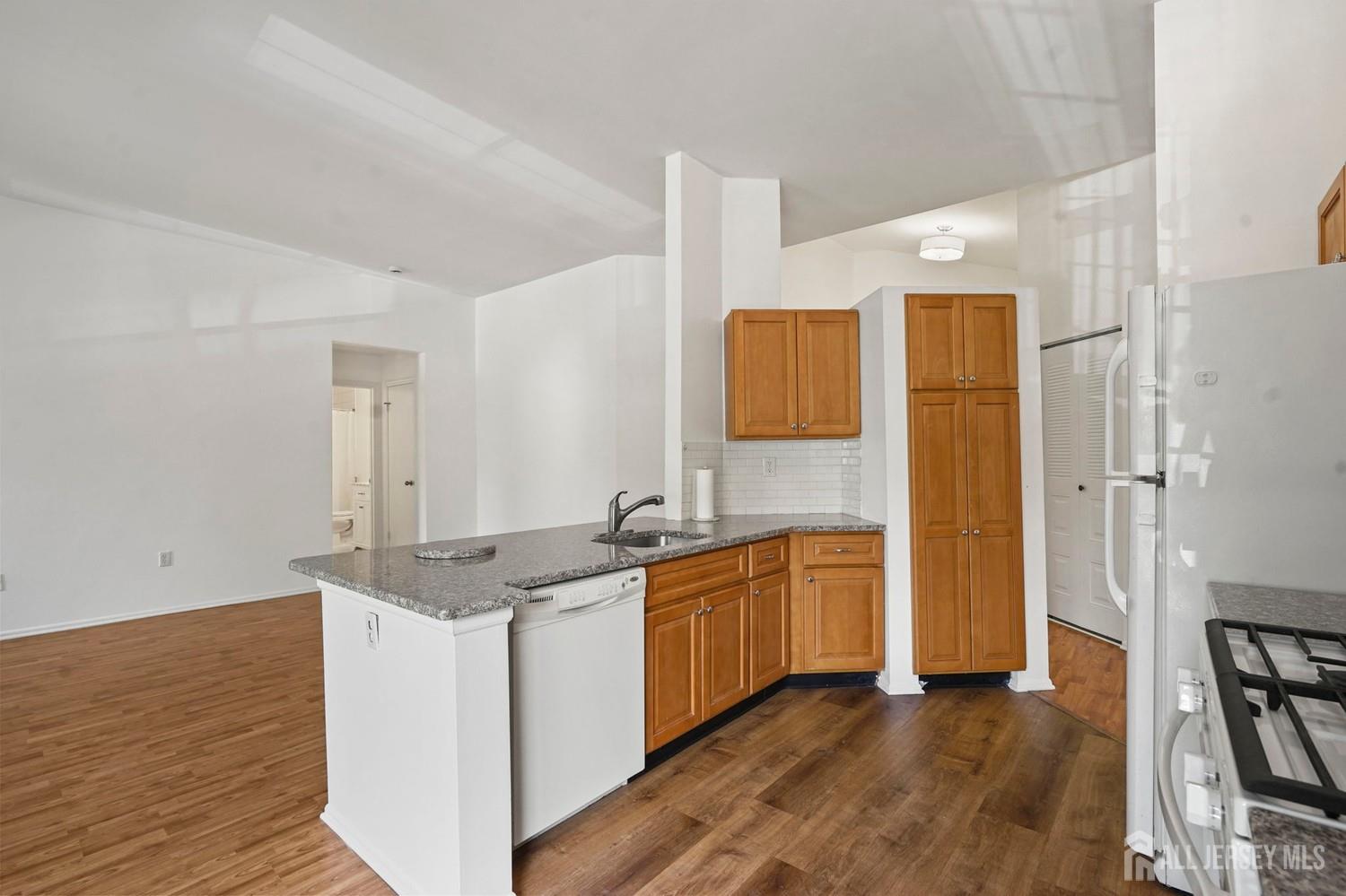 6083 Cedar Court South Brunswick NJ 08852