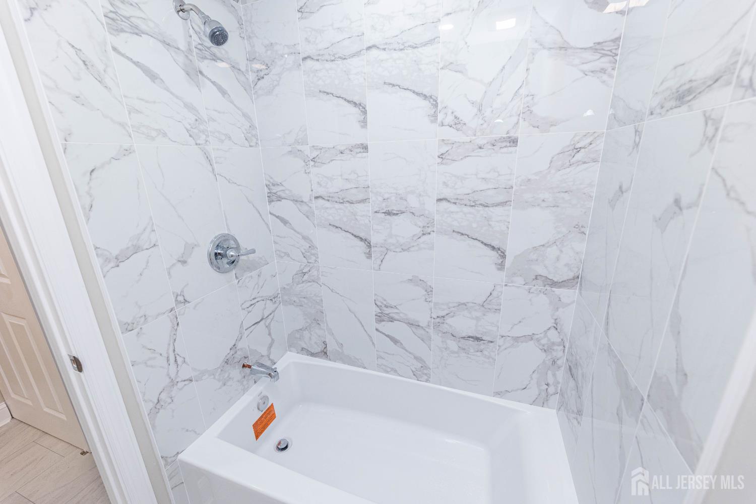 96 Salix Plaza Monroe NJ 08831
