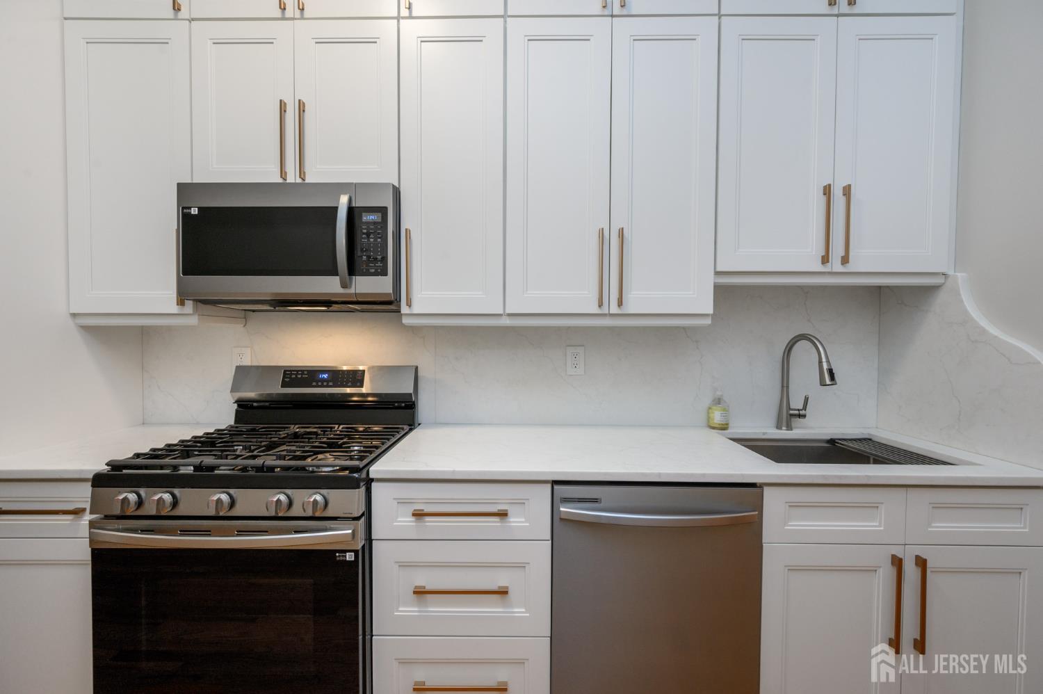 1013 Park Avenue Hoboken NJ 07030