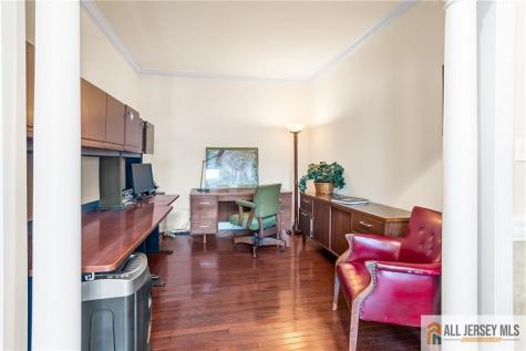 34 Schindler Court Lawrence NJ 08648