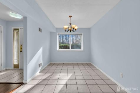 33 Deerberry Lane South Brunswick NJ 08852
