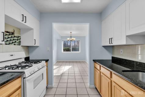 33 Deerberry Lane South Brunswick NJ 08852