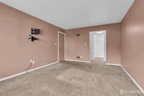 33 Deerberry Lane South Brunswick NJ 08852