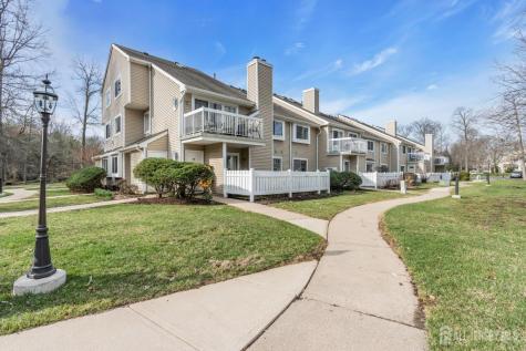 33 Deerberry Lane South Brunswick NJ 08852