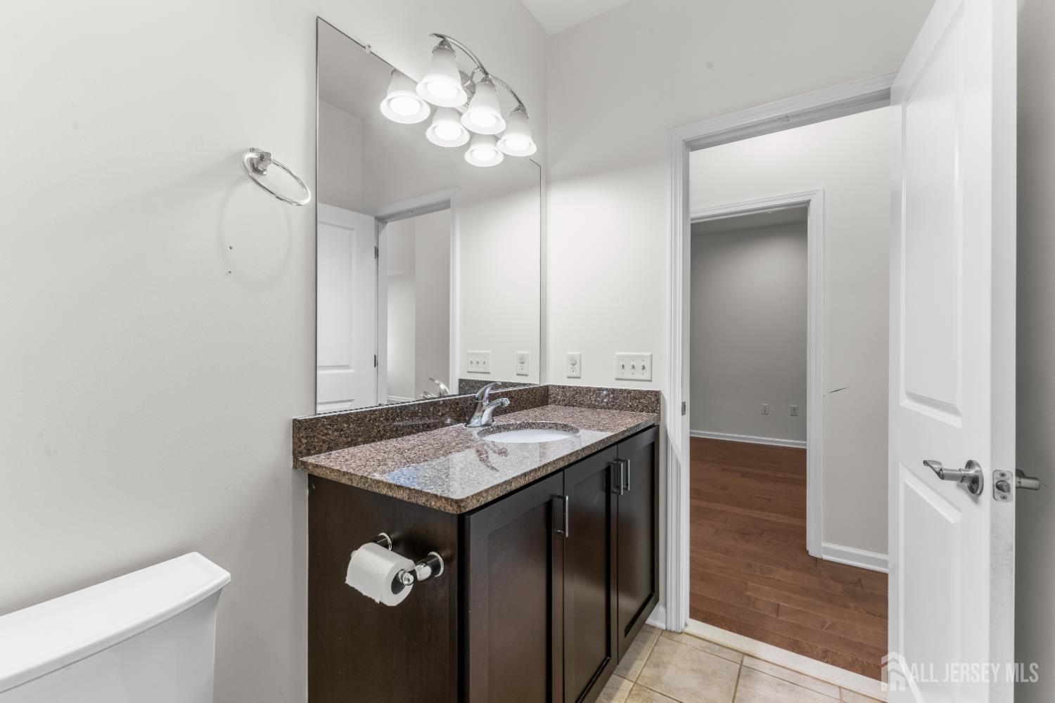 135 Savoth Lane Colonia NJ 07067