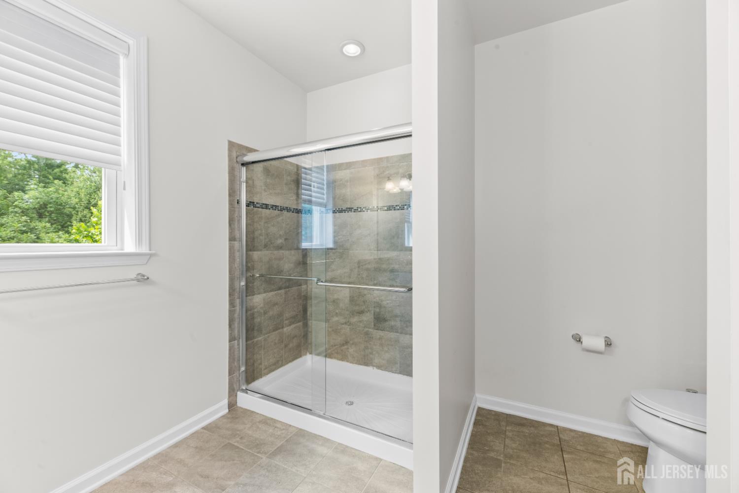 135 Savoth Lane Colonia NJ 07067