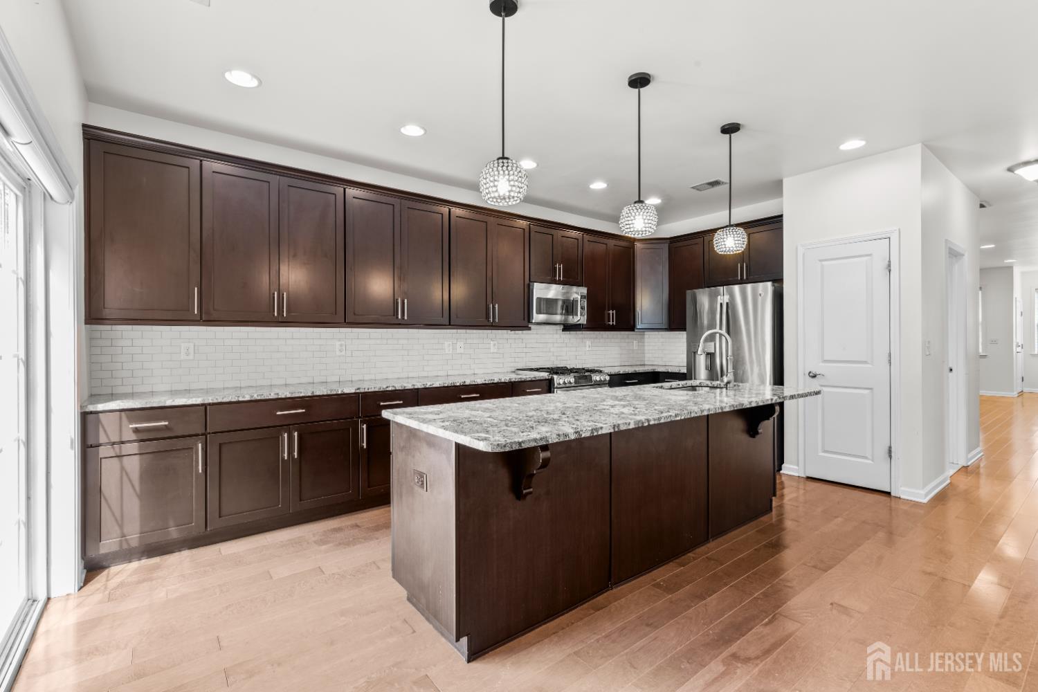 135 Savoth Lane Colonia NJ 07067