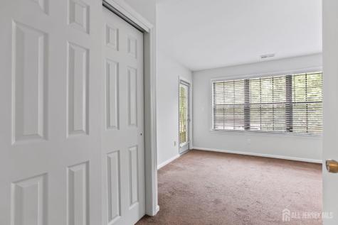 1108 Stoneridge Circle Helmetta NJ 08828