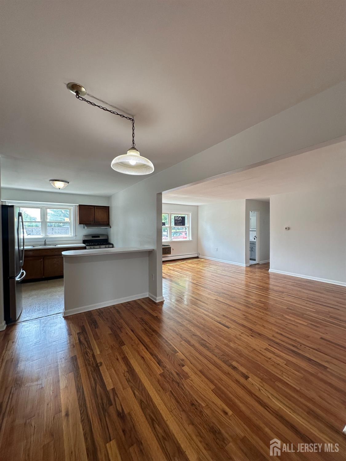 42 Woodedge Street Edison NJ 08817