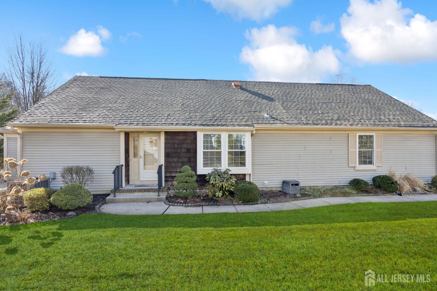9-B Melborn Drive Monroe NJ 08831