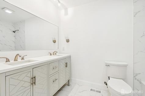 9-B Melborn Drive Monroe NJ 08831