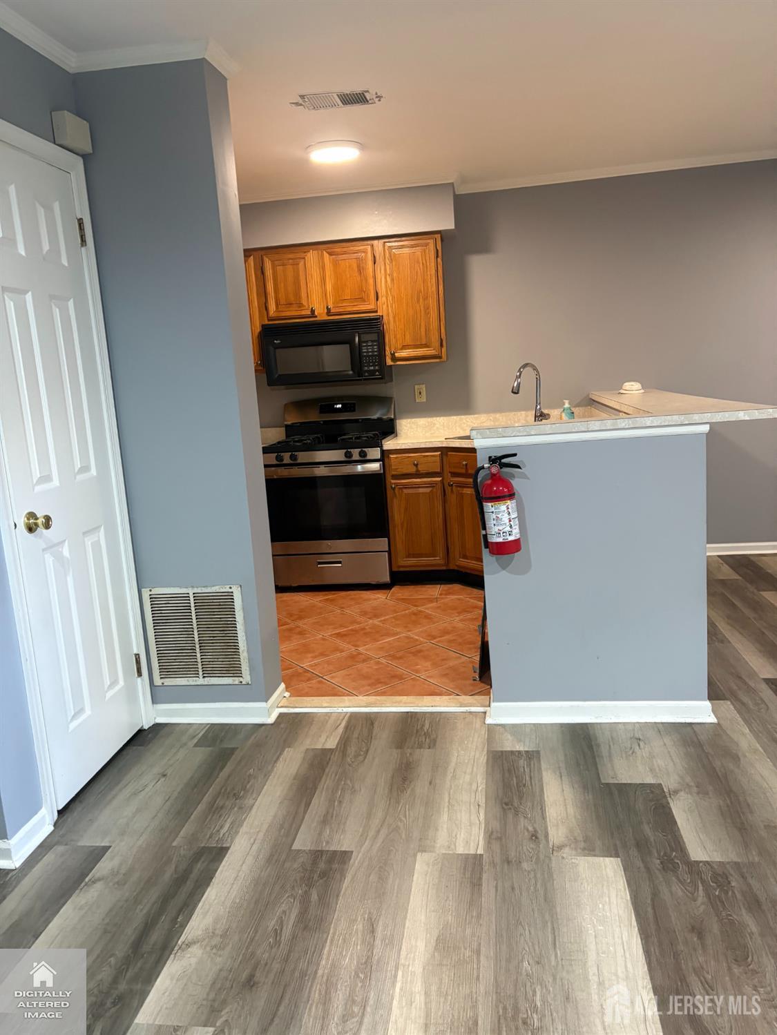 208 Hidden Woods Court Piscataway NJ 08854