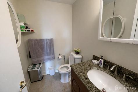 23-C Powderhorn Court Woodbridge Proper NJ 07095