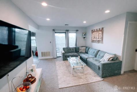 23-C Powderhorn Court Woodbridge Proper NJ 07095