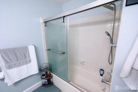 23-C Powderhorn Court Woodbridge Proper NJ 07095