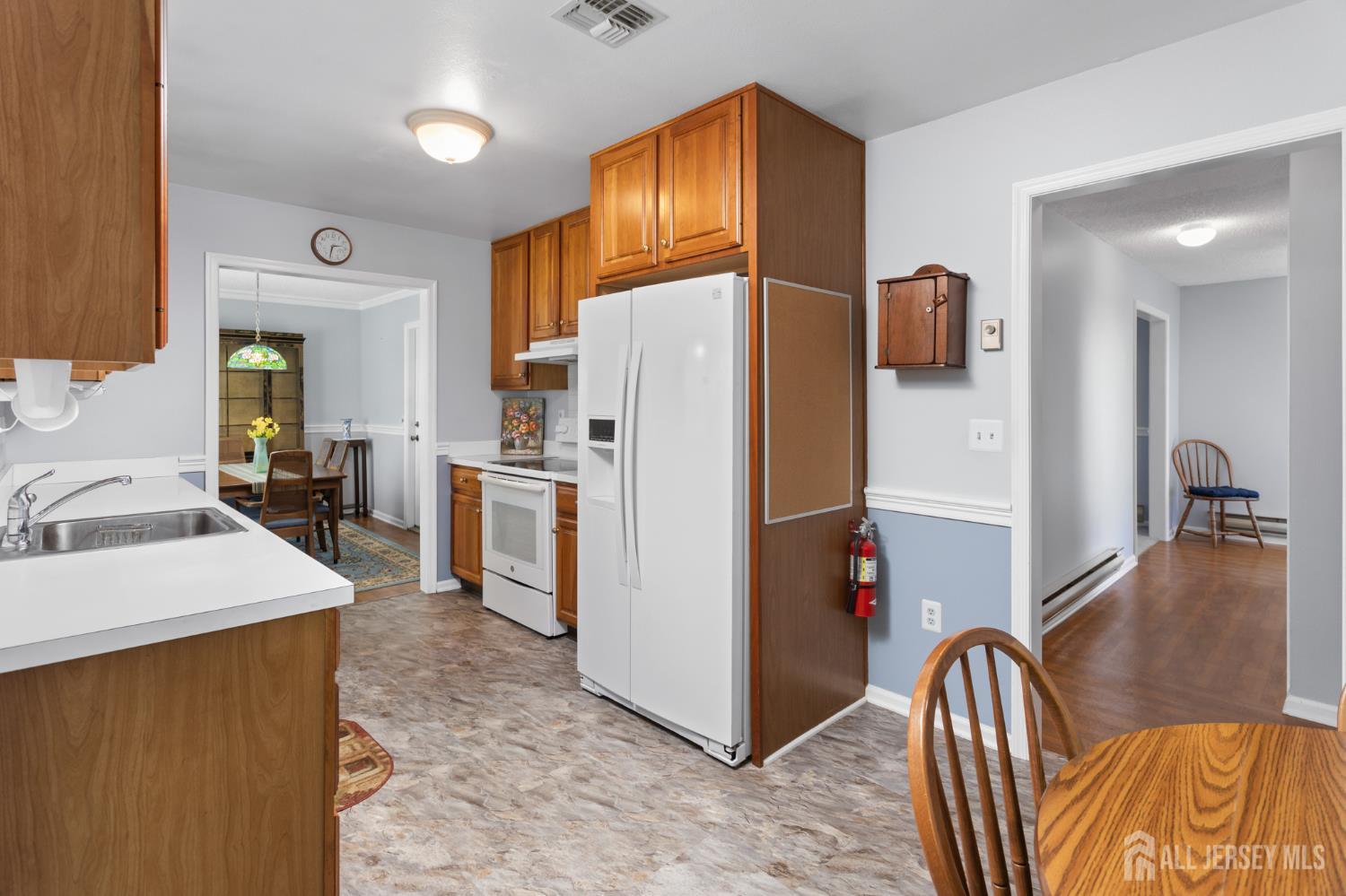 716 Victoria Court Monroe NJ 08831