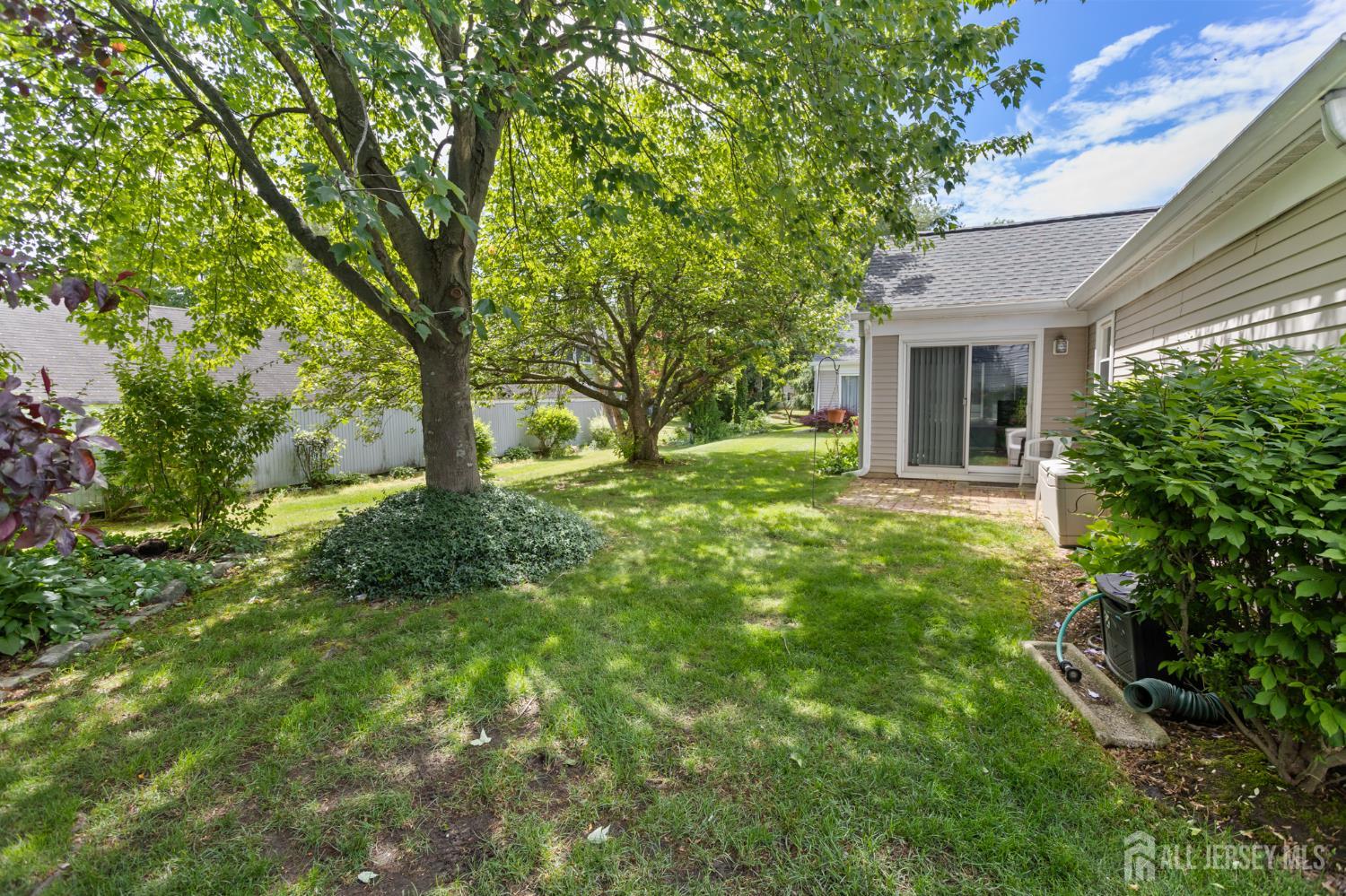 716 Victoria Court Monroe NJ 08831