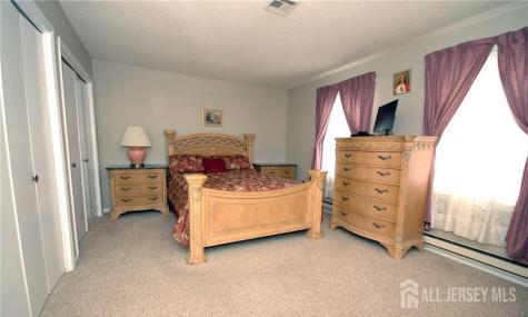 475 Rockport Way Monroe NJ 08831