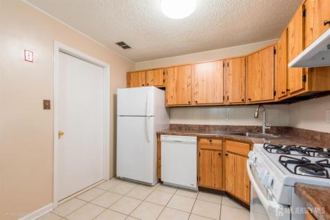 20 Austin Court Freehold Twp NJ 07728
