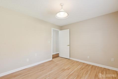 20 Austin Court Freehold Twp NJ 07728