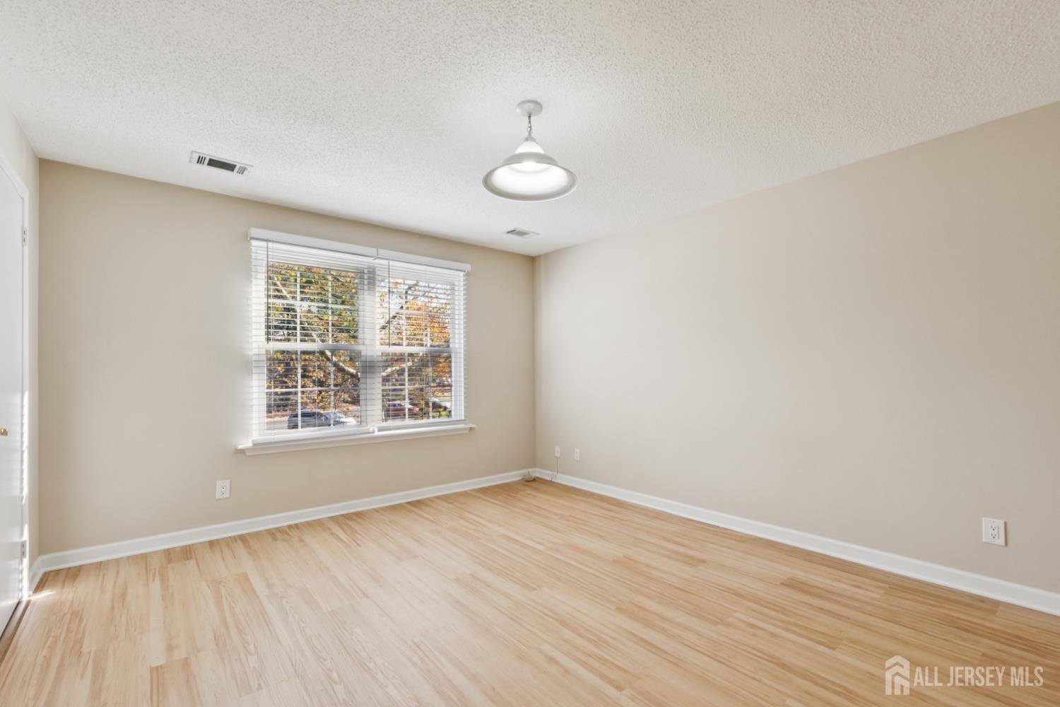 20 Austin Court Freehold Twp NJ 07728