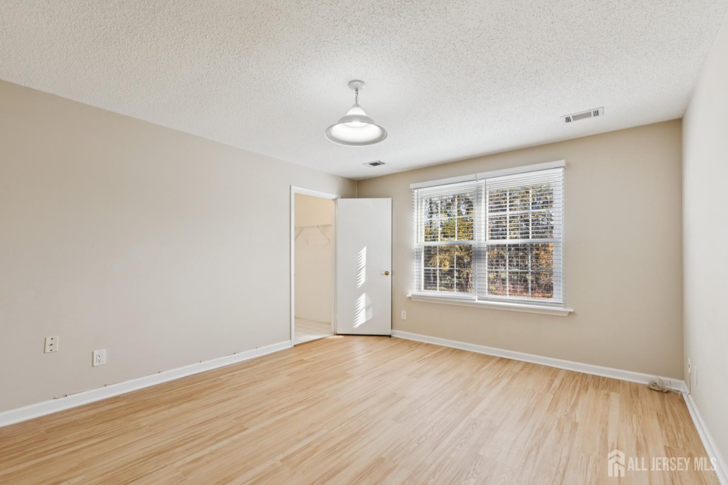 20 Austin Court Freehold Twp NJ 07728
