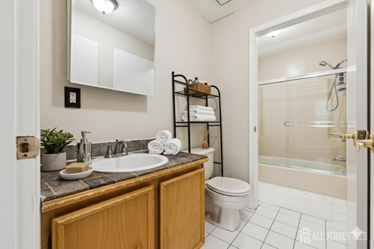 20 Austin Court Freehold Twp NJ 07728