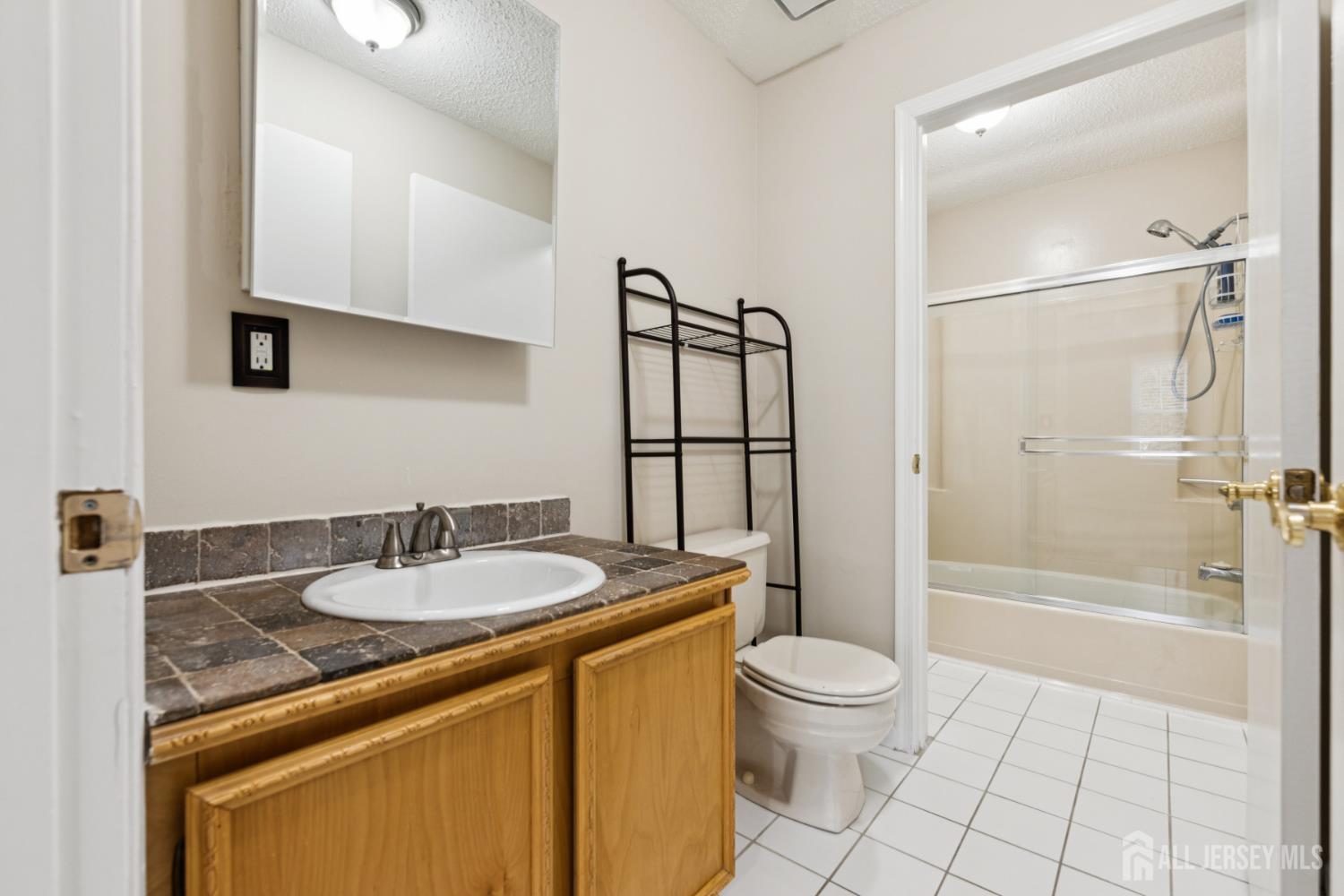 20 Austin Court Freehold Twp NJ 07728