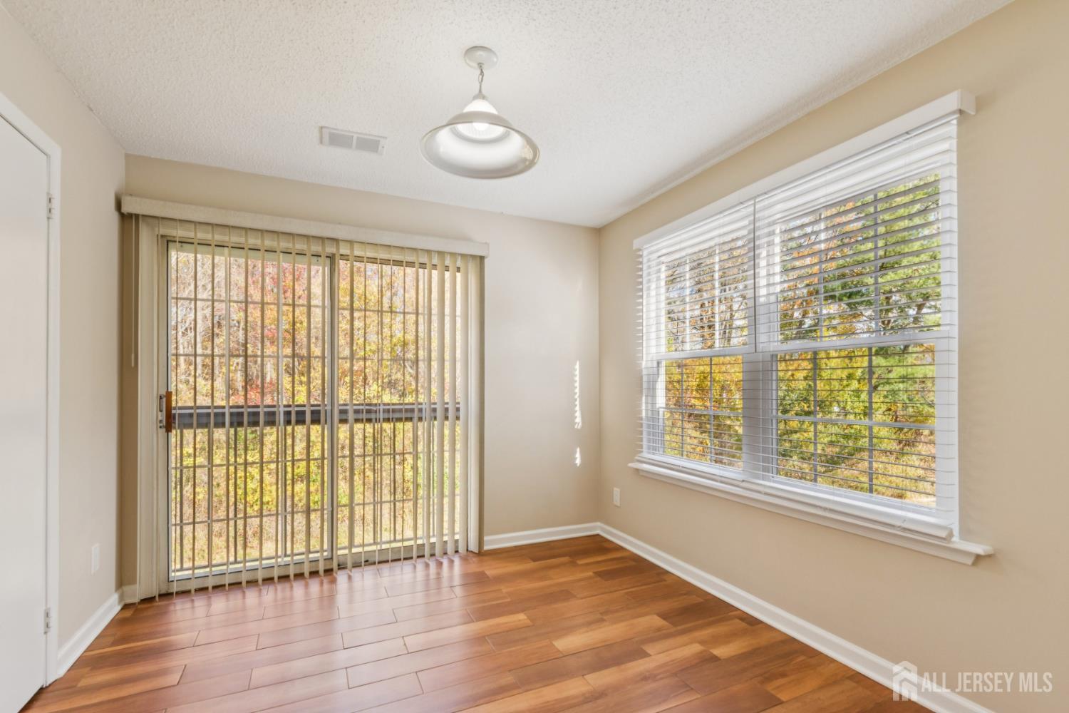 20 Austin Court Freehold Twp NJ 07728