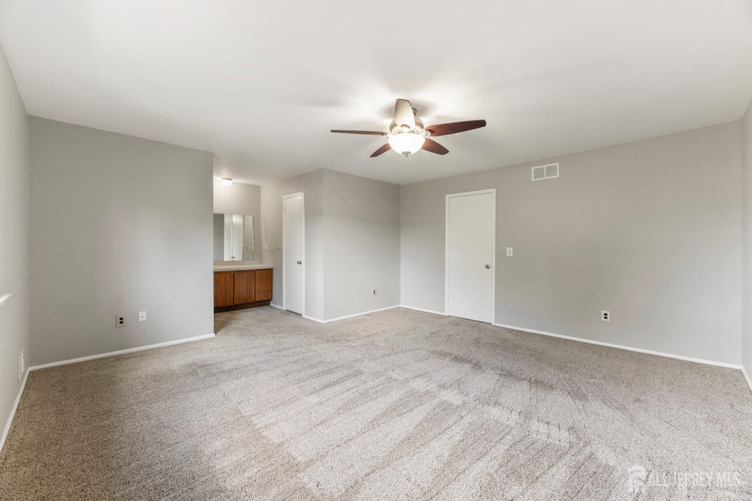 102 Benjamin Court South Brunswick NJ 08810