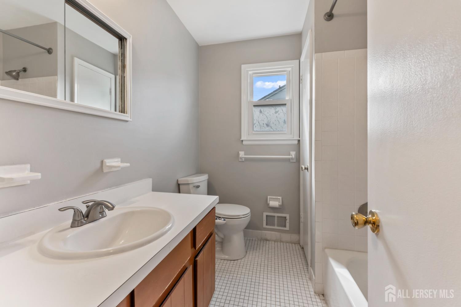 102 Benjamin Court South Brunswick NJ 08810
