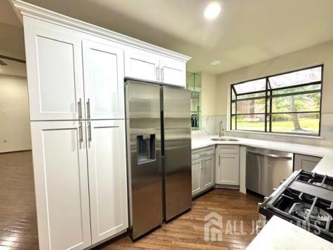 165 Sayre Drive Plainsboro NJ 08540