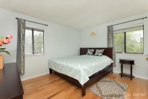 34 Hampshire Drive Plainsboro NJ 08536
