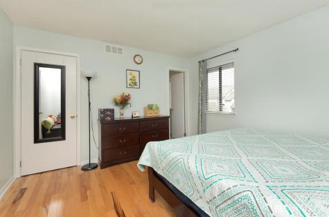 34 Hampshire Drive Plainsboro NJ 08536