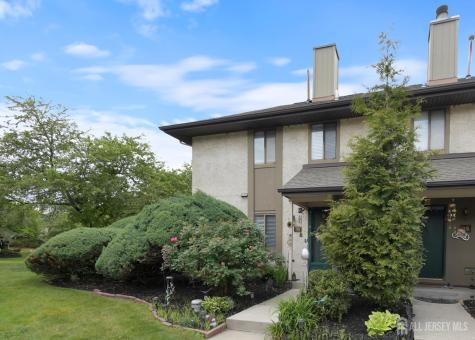 34 Hampshire Drive Plainsboro NJ 08536