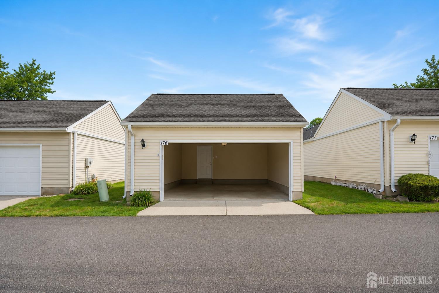176 Goldfinch Drive Monroe NJ 08831