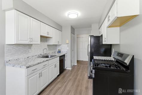 324 Sharon Garden Court Woodbridge Proper NJ 07095