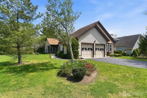 19 Ingram Drive Monroe NJ 08831