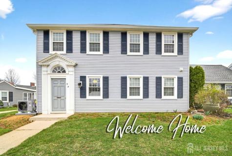 8 Sussex Way Monroe NJ 08831