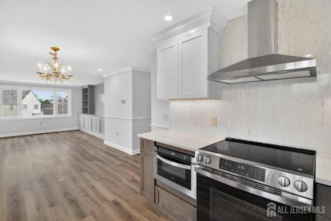 8 Sussex Way Monroe NJ 08831
