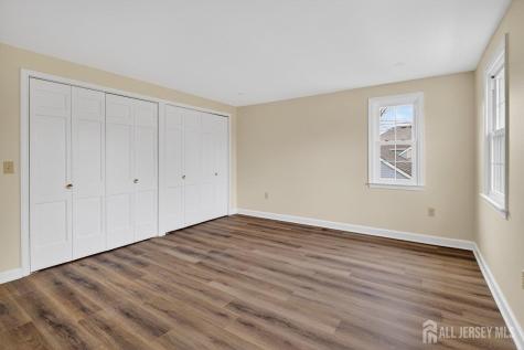 8 Sussex Way Monroe NJ 08831