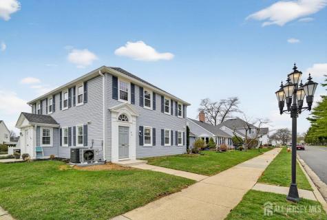 8 Sussex Way Monroe NJ 08831