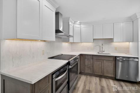 8 Sussex Way Monroe NJ 08831