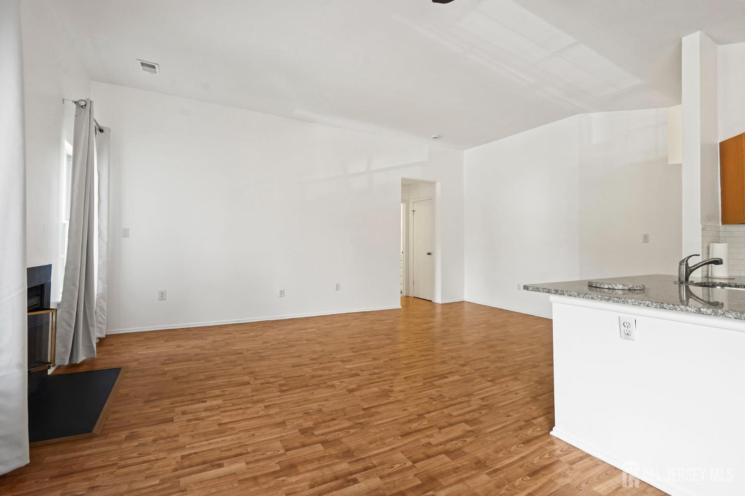 6083 Cedar Court South Brunswick NJ 08852