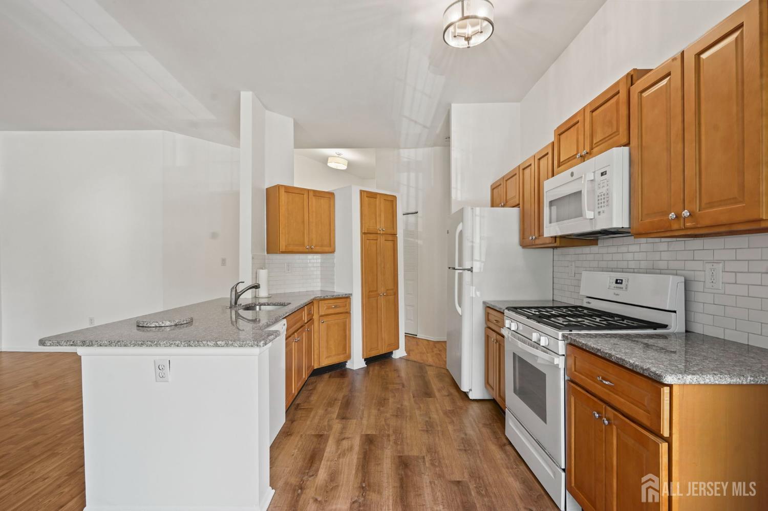6083 Cedar Court South Brunswick NJ 08852