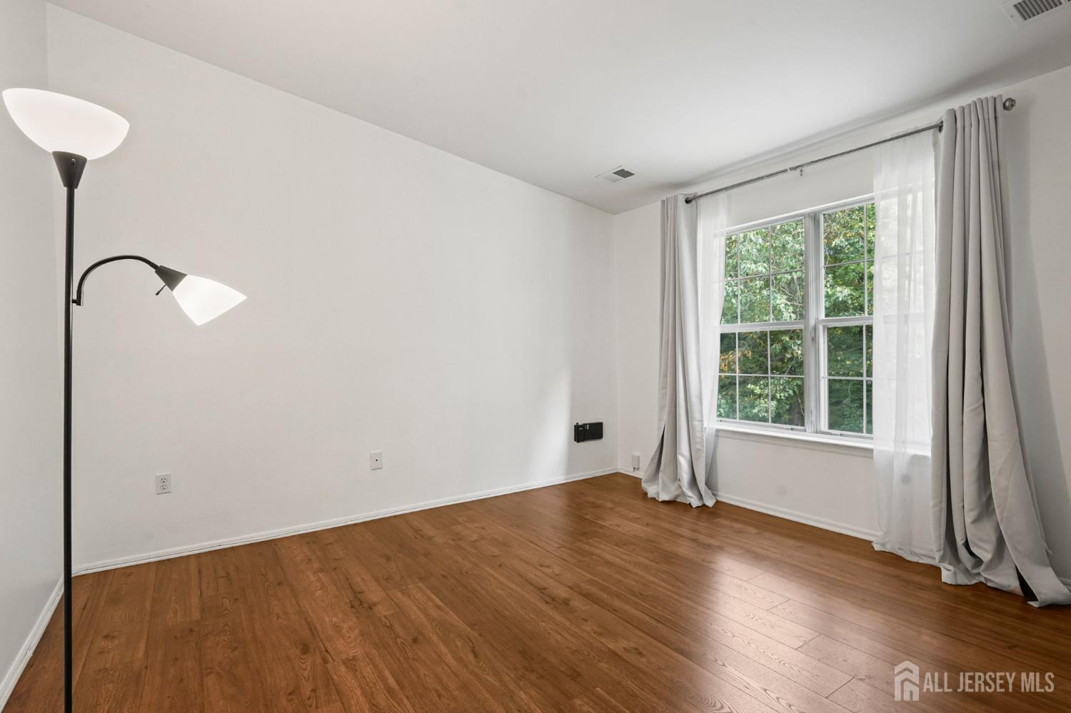 6083 Cedar Court South Brunswick NJ 08852